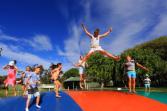 Jumping-Pillows-Children27